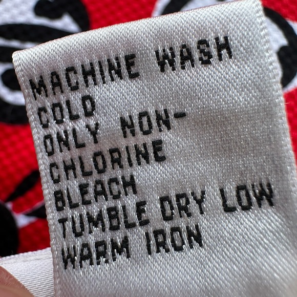 Talbots Stretch Midi Skirt  A-Line Women's‎ Size 6 Red Black Ladybug Print EUC - Picture 7 of 9